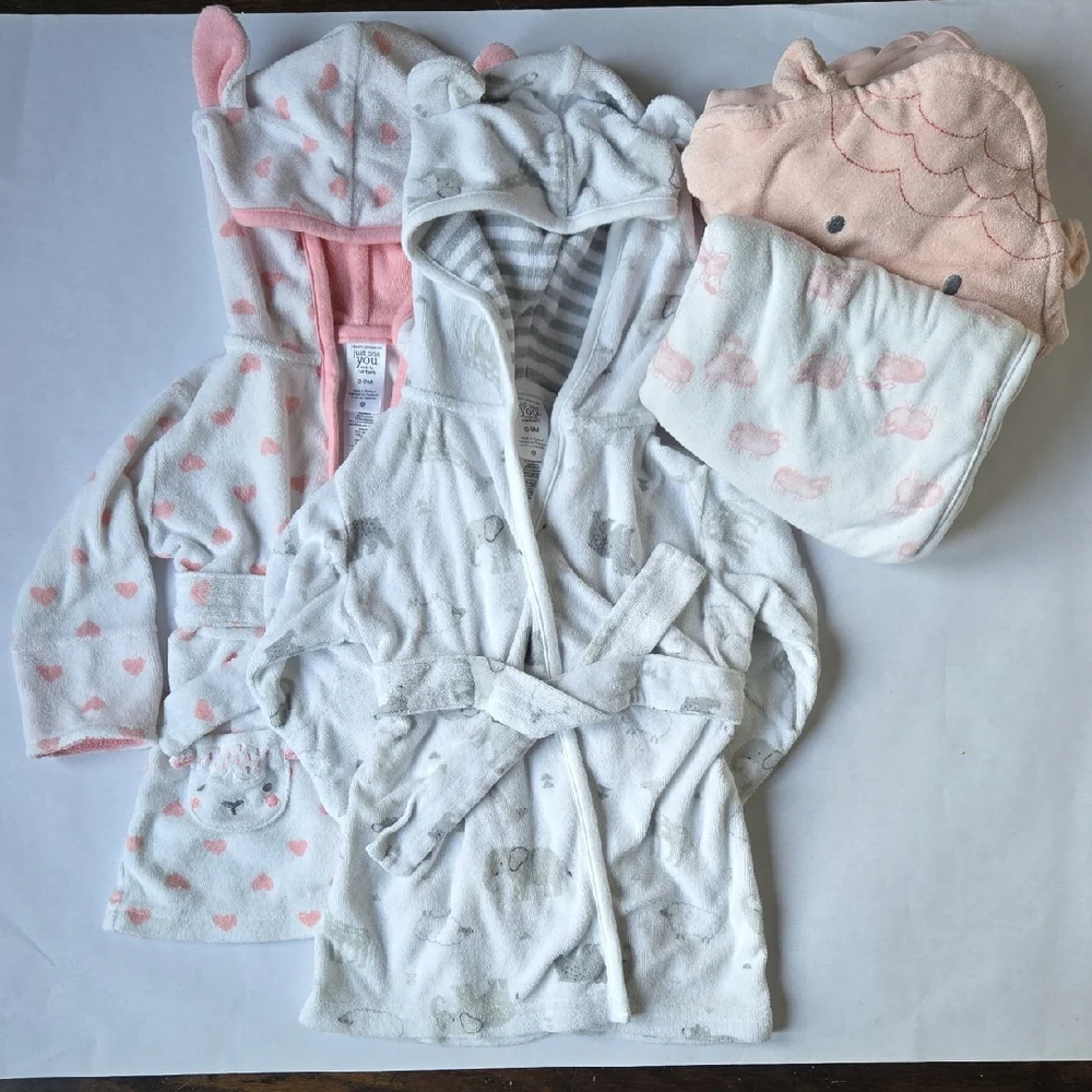 Set of 4 - Carter's Baby Girl Bath Towels and Robe Bundle.